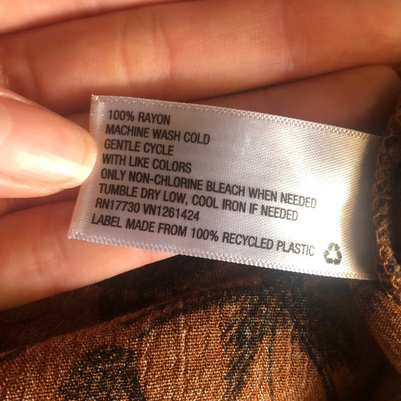 Mossimo Loose Fitted Beach Blouse - Picture 6 of 7